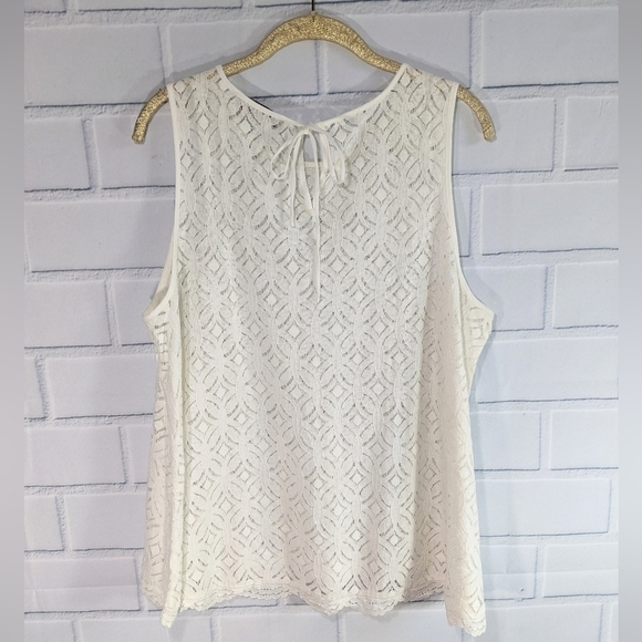 LOFT White Sleeveless Lace Top Keyhole Tie Neck Closure - Picture 2 of 4